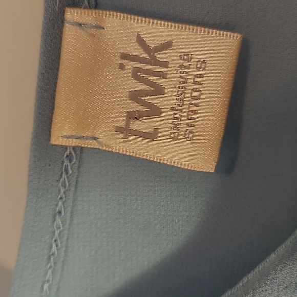 Dress from twik simons exclusivités - Picture 4 of 5